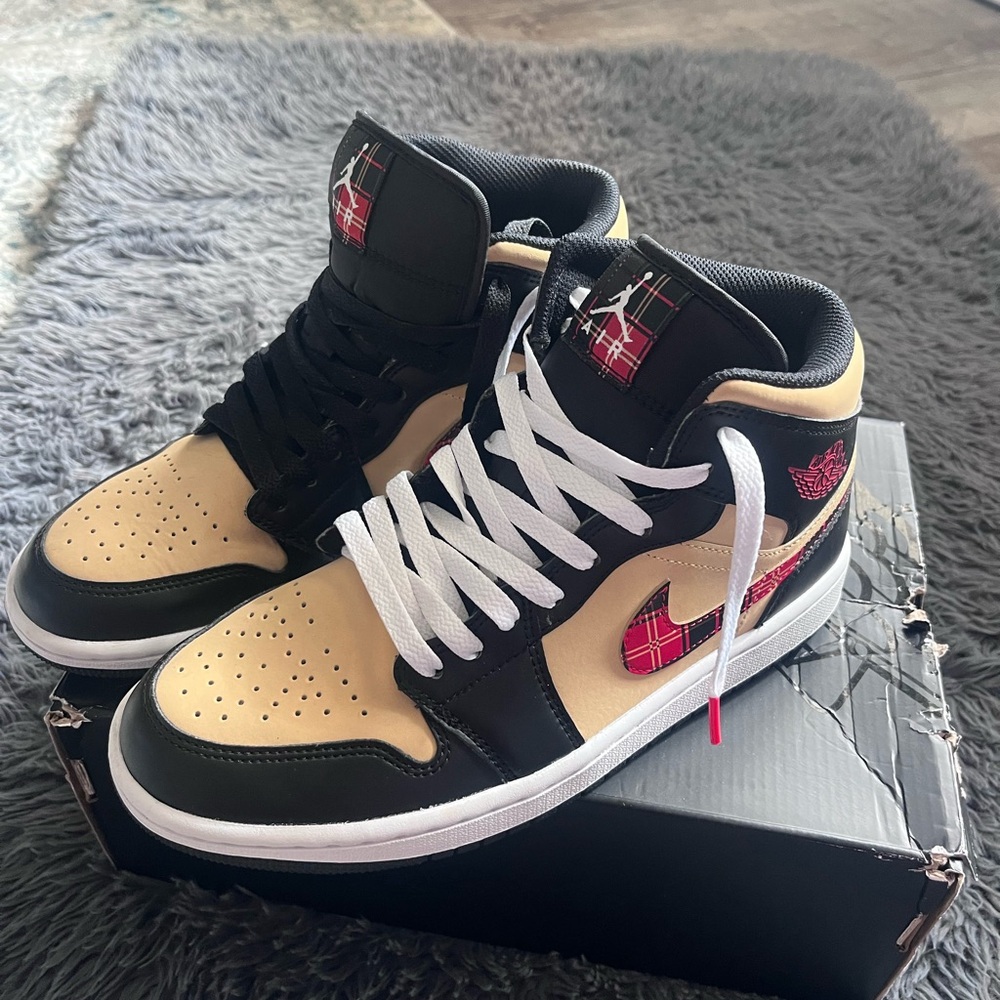 Air Jordan 1 Mid High-Top Sneakers Tartan Swoosh Plaid - Picture 3 of 10